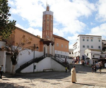 Morocco cultural tour visiting Chefchaouen